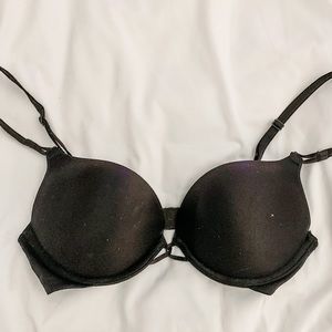 32B Victoria’s Secret VerySexy Bombshell Black Bra